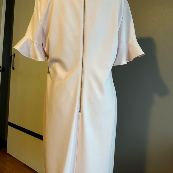 Tommy Hilfiger - Picture 5 of 7